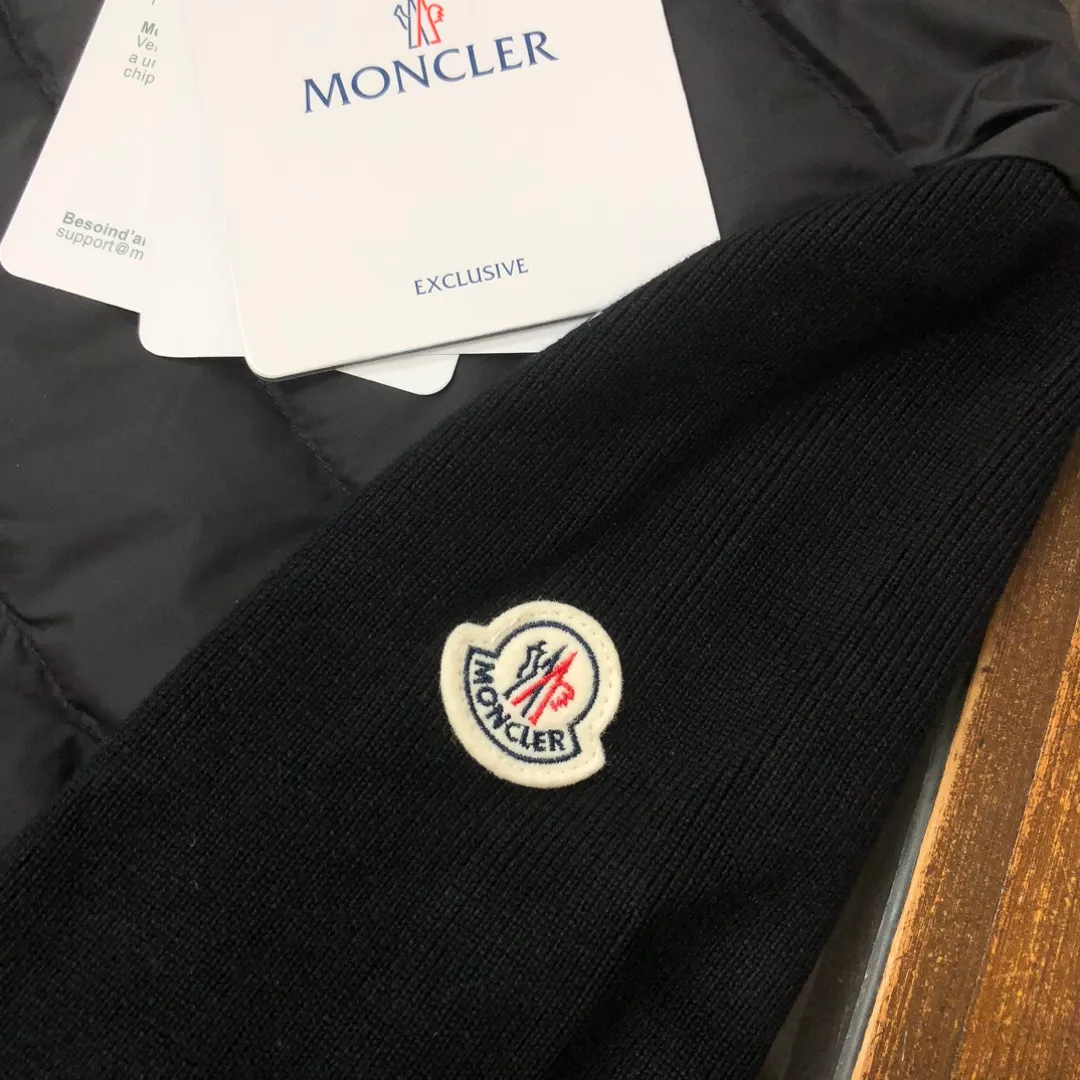 ——————💚 MON*CLER 25Ss——— New Arrival 🖤 90 H Versatile ✅ ：Black White Pink Size：S M L